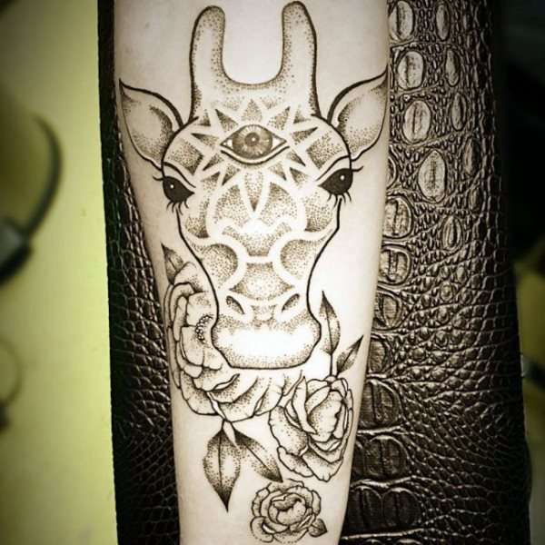 tatuagem girafa 88