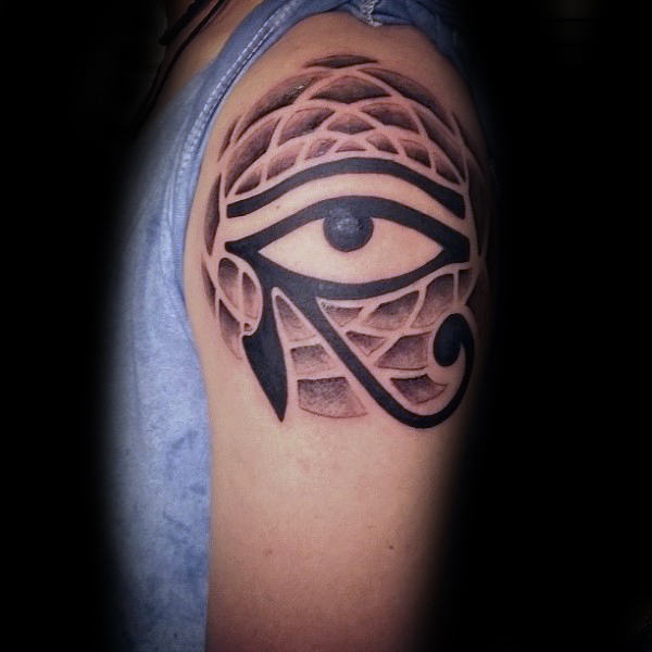 tatuagem olho de horus 41