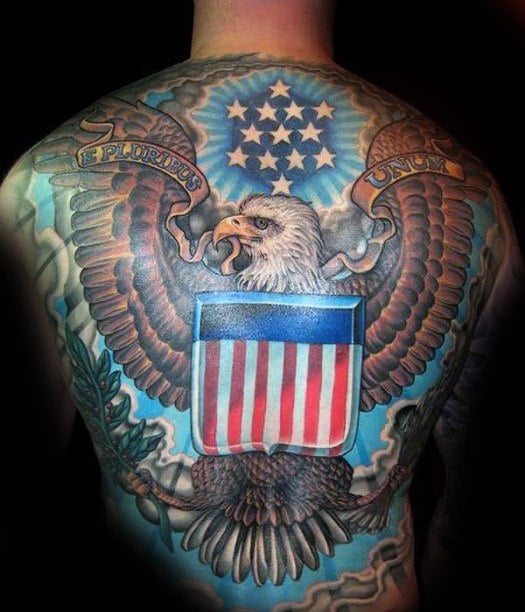 tatuagem aguia nas costas 03