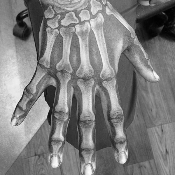 tatuagem ossos esqueleto mao 137