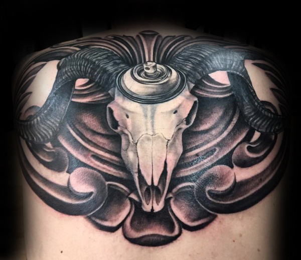 tatuagem carneiro 66
