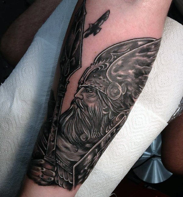 tatuagem deus odin 52