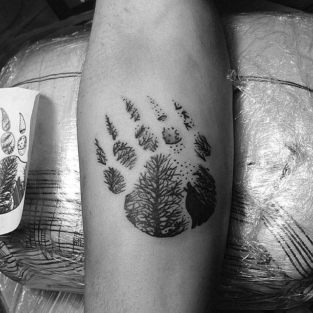 tatuagem garra arranhao urso 36