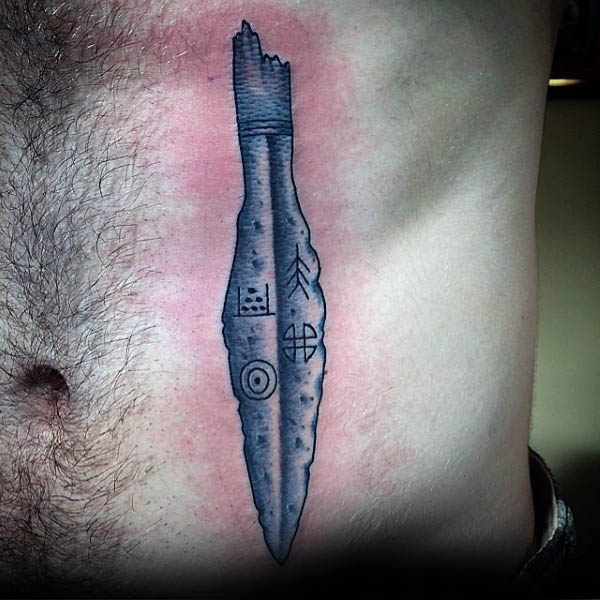 45 Tatuagens de lanças (Com o significado)