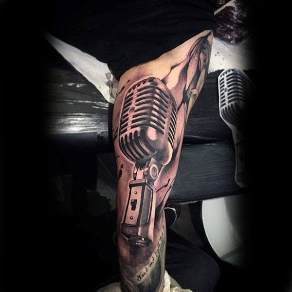 tatuagem microfone 114