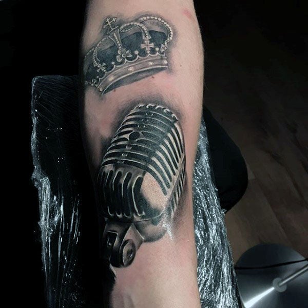 tatuagem microfone 154