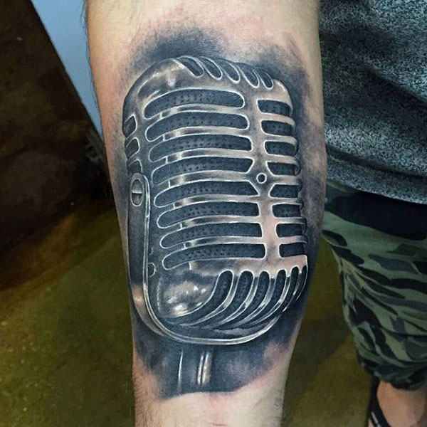 tatuagem microfone 38