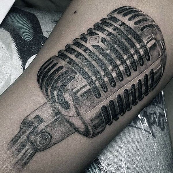 tatuagem microfone 44