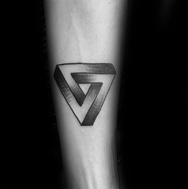 tatuagem triangulo penrose 10102
