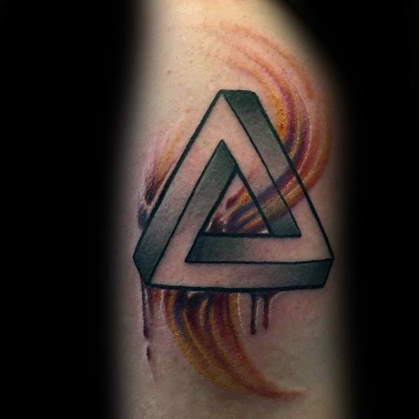 tatuagem triangulo penrose 11090
