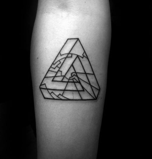 tatuagem triangulo penrose 7228