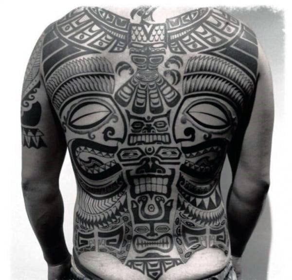 tatuagem tribal costas 18