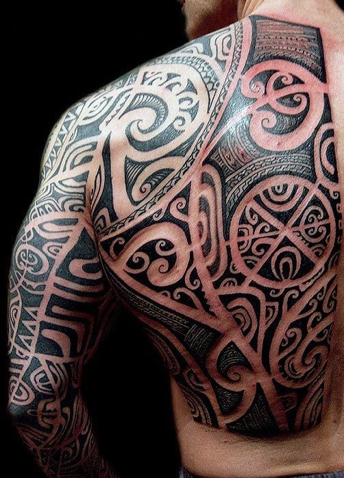 tatuagem tribal costas 46