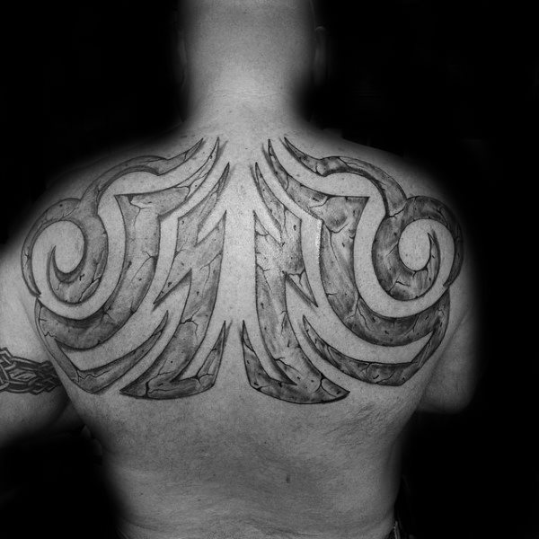 tatuagem tribal costas 86