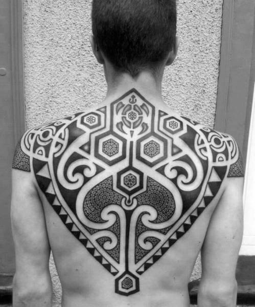 tatuagem tribal costas 90