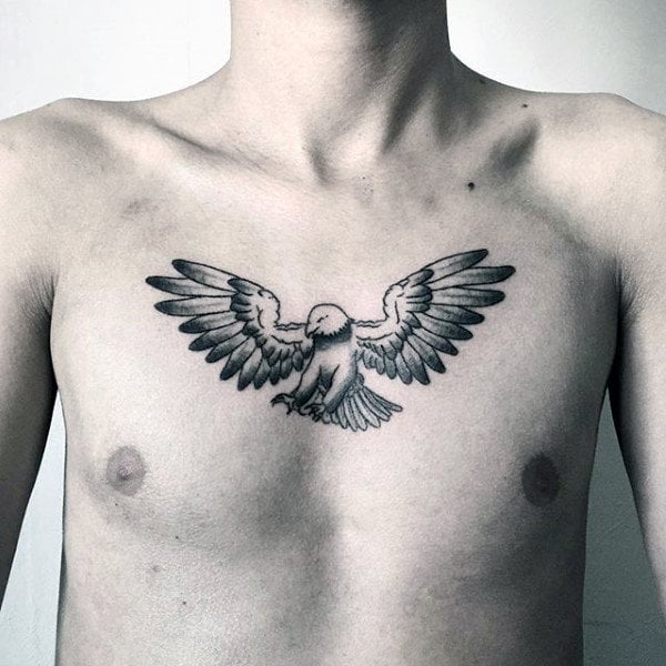 tatuagem aguia peito 121