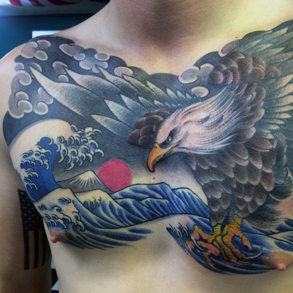tatuagem aguia peito 15