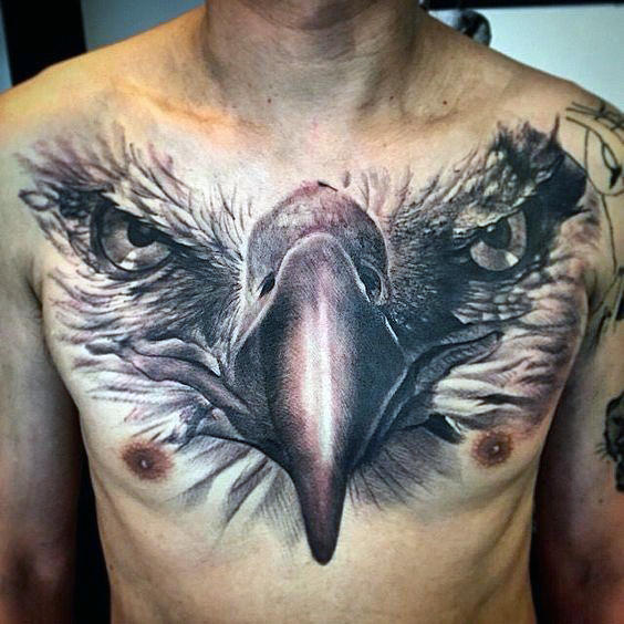 tatuagem aguia peito 157