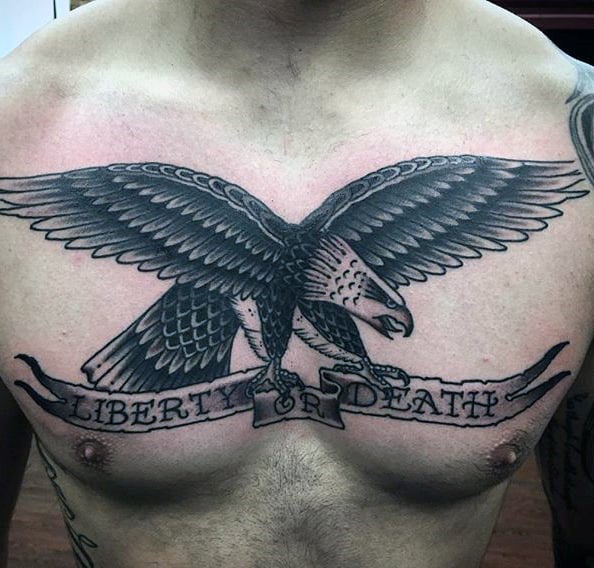 tatuagem aguia peito 45