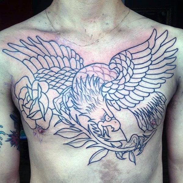 tatuagem aguia peito 83