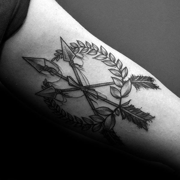 tatuagem coroa de louros 13
