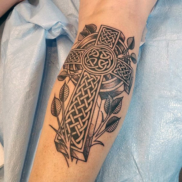 tatuagem cruz celta 293