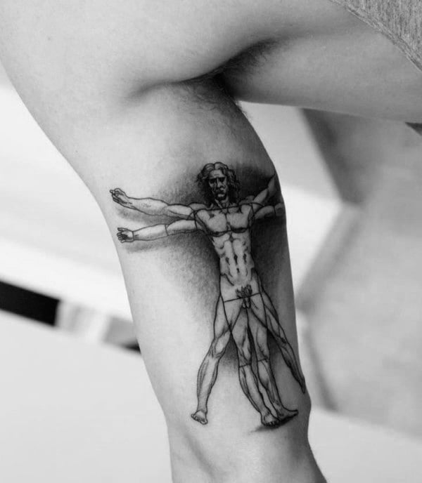 tatuagem homem vitruviano 37