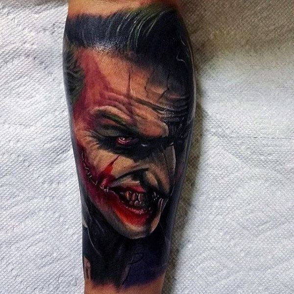 75 Tatuagens do Joker, o supervilão (com o significado)