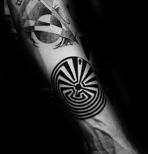 tatuagem labirinto 35
