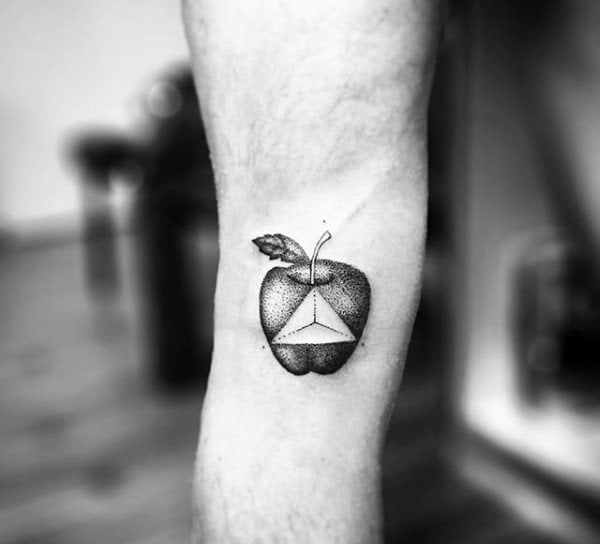 70 tatuagens de maçãs (com o significado)