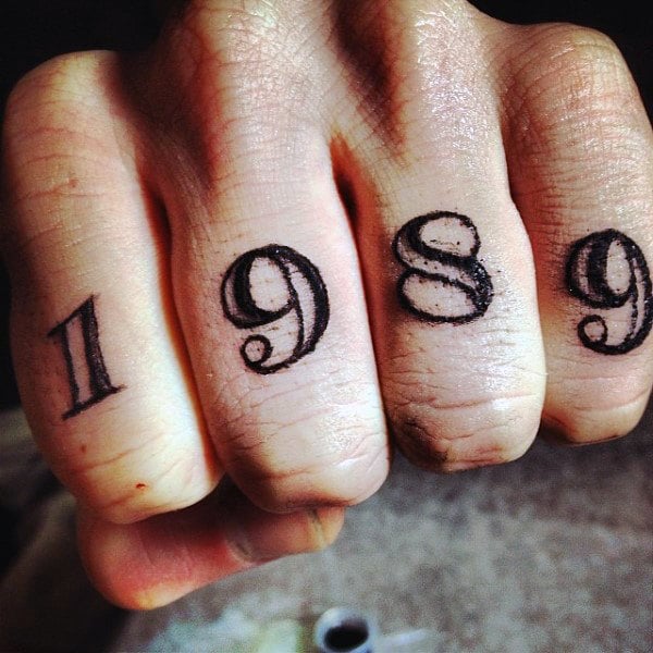 tatuagem nos dedos 75