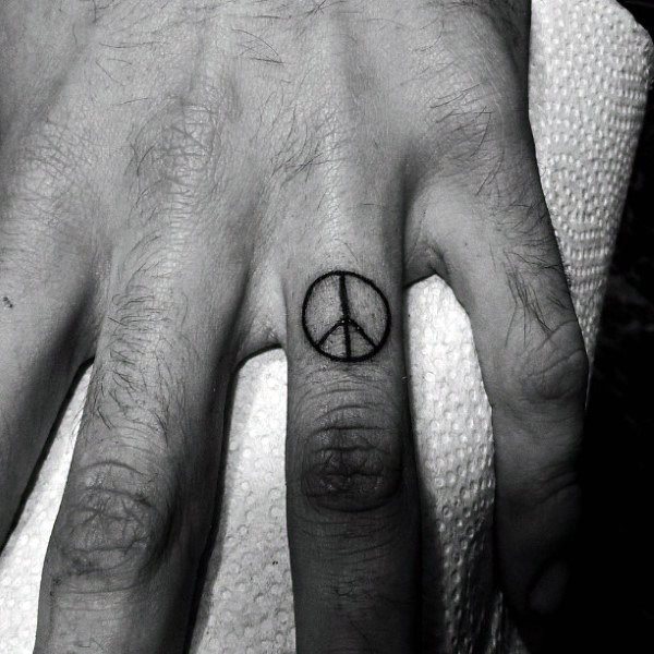 tatuagem simbolo paz 30