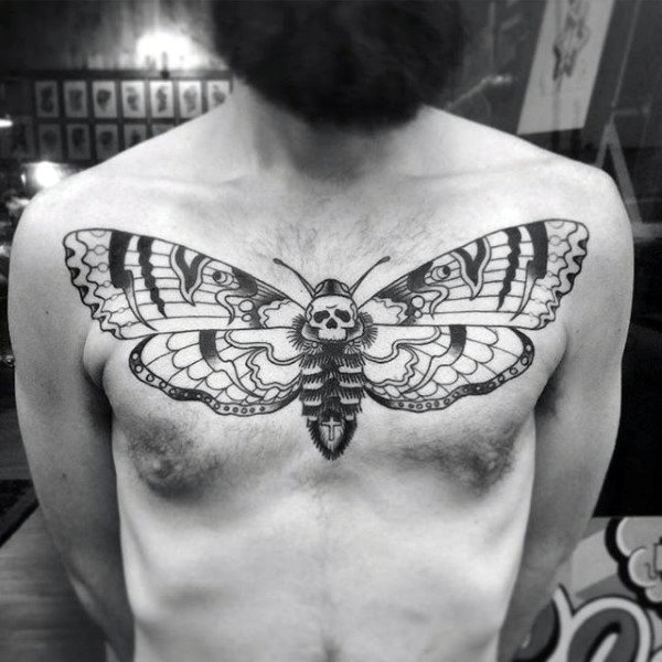 tatuagem traca mariposa 145