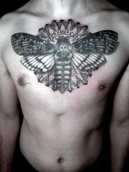 tatuagem traca mariposa 19