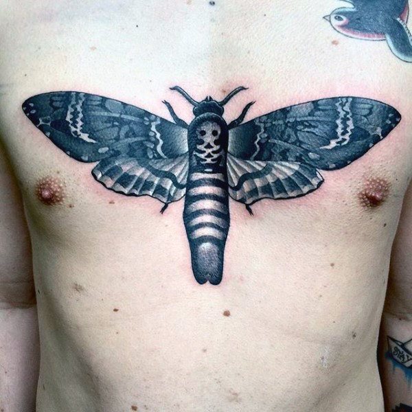 tatuagem traca mariposa 27