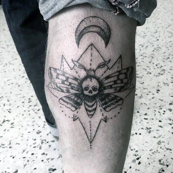 tatuagem traca mariposa 31