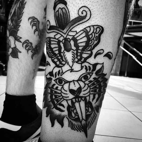 tatuagem traca mariposa 61