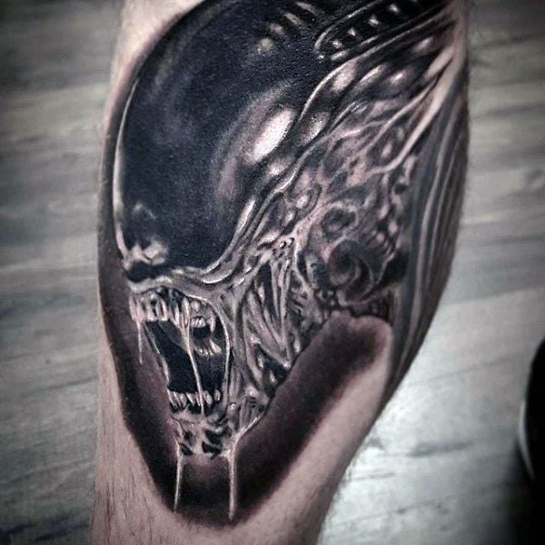 tatuagem alien 77