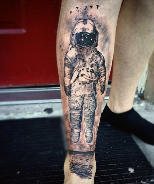 tatuagem astronauta astronomia 165