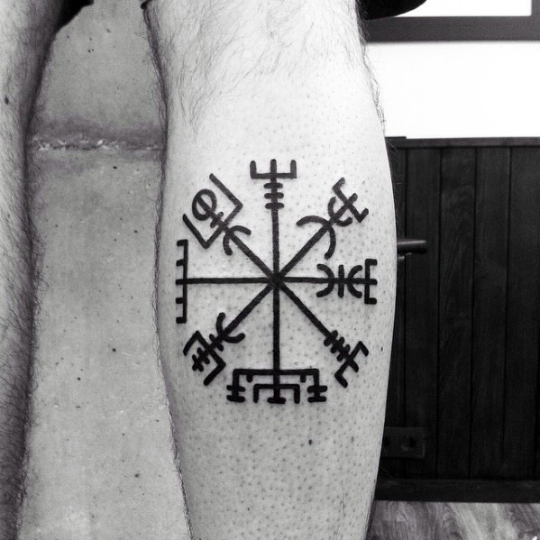 tatuagem bussola viking vegvisir 56