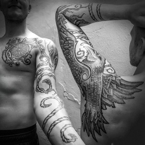 tatuagem bussola viking vegvisir 92