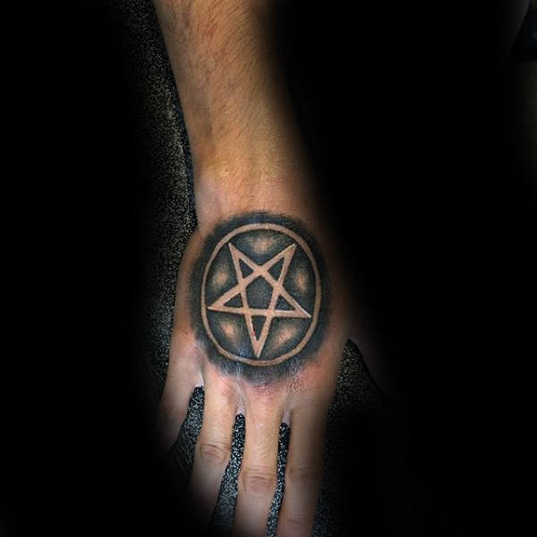 tatuagem estrela pentagrama 117