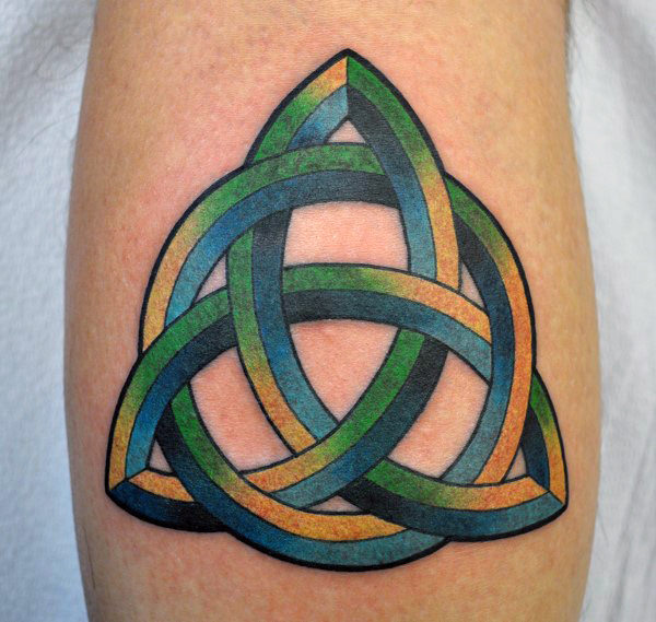 tatuagem simbolo triquetra 13