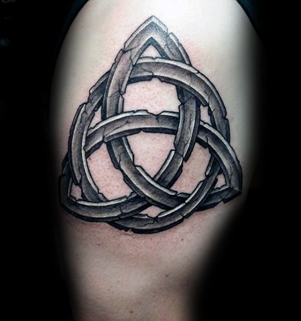tatuagem simbolo triquetra 39
