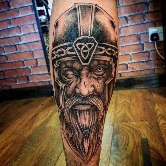 tatuaj 9